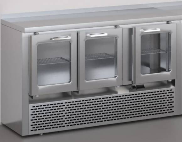 Стол холодильный Финист СХСнст-600- 3 3 стеклянные двери нижний агрегат