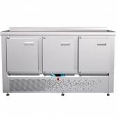 Стол холодильный среднетемпературный Абат СХС-70Н-02 (3 двери) с бортом Стол холодильный среднетемпературный Абат СХС-70Н-02 (3 двери) с бортом