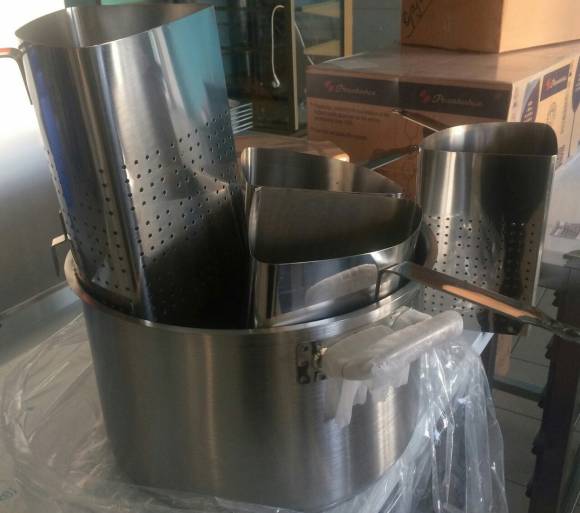 Дуршлаг-вставка сегментный 170х170мм Maco TB770 нерж. Дуршлаг-вставка сегментный 170х170мм Maco TB770 нерж.