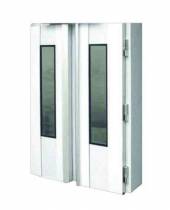 Расстоечный шкаф Sinmag ST-4R с камерой для 4 тележек Расстоечный шкаф Sinmag ST-4R с камерой для 4 тележек